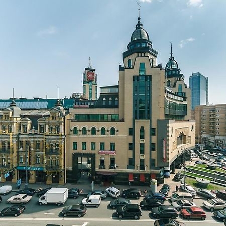 Apartment Arena City Kiev Esterno foto