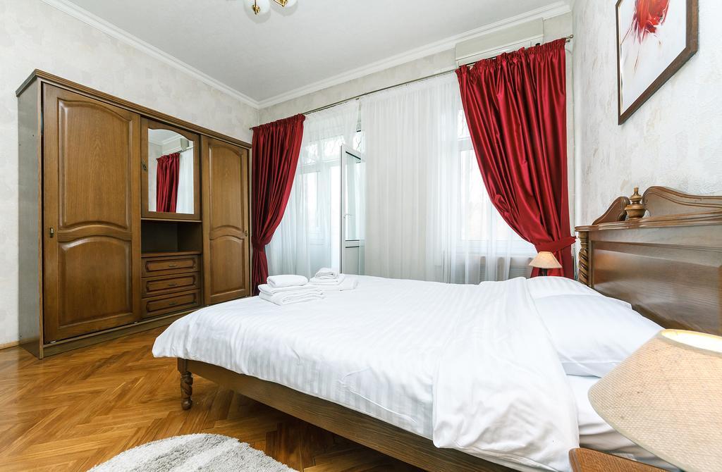Apartment Arena City Kiev Esterno foto