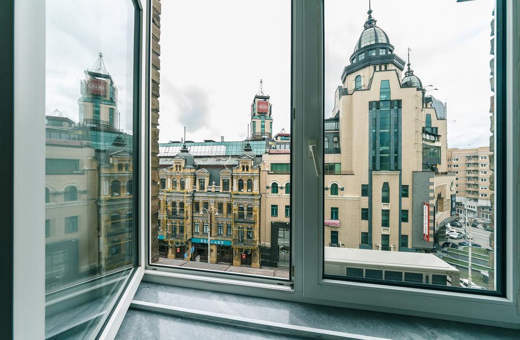 Apartment Arena City Kiev Esterno foto